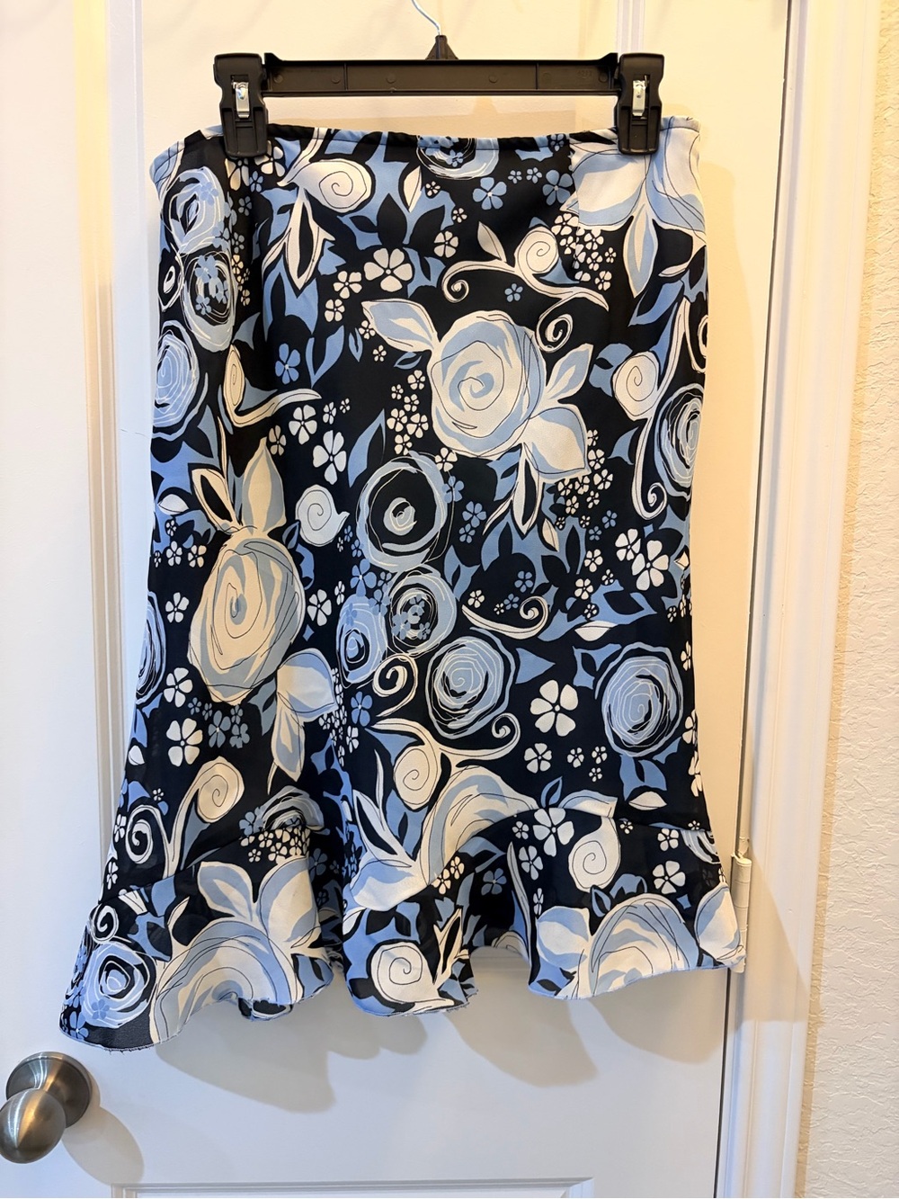 Worthington Blue & Black Floral Midi Skirt with Ruffle Hem Size 12